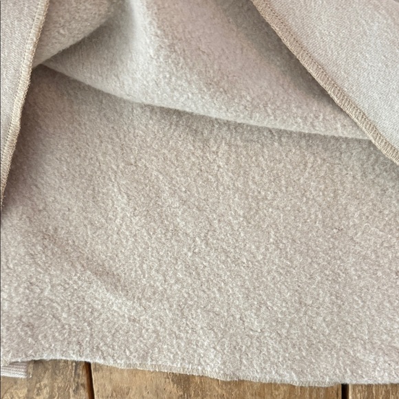 VAIL League Cream Vail Crewneck - Picture 6 of 6